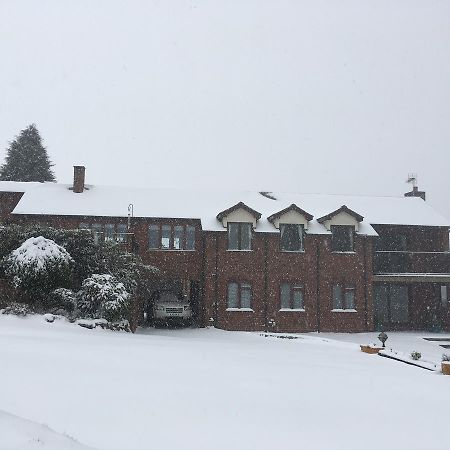 Lower Thornton Farm Exeter Exterior photo