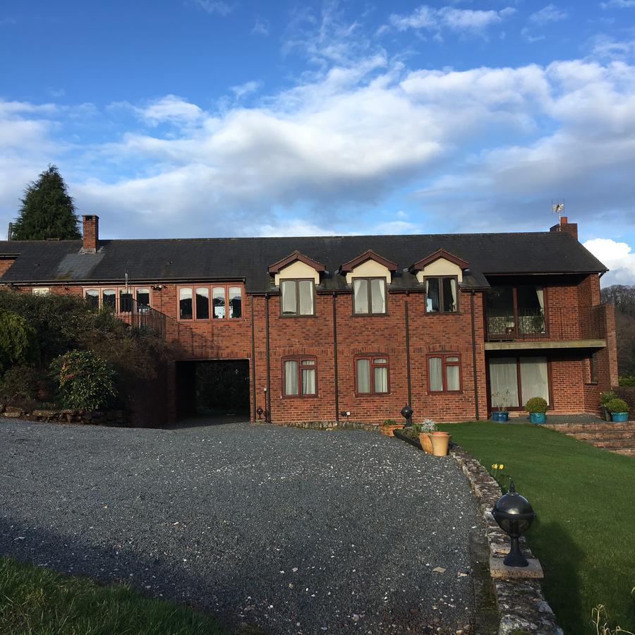 Lower Thornton Farm Exeter Exterior photo